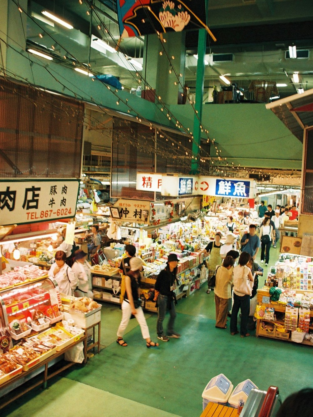 Inside Makishi Public Market with local seafood and food stalls | Photo Credit: Wikimedia Commons