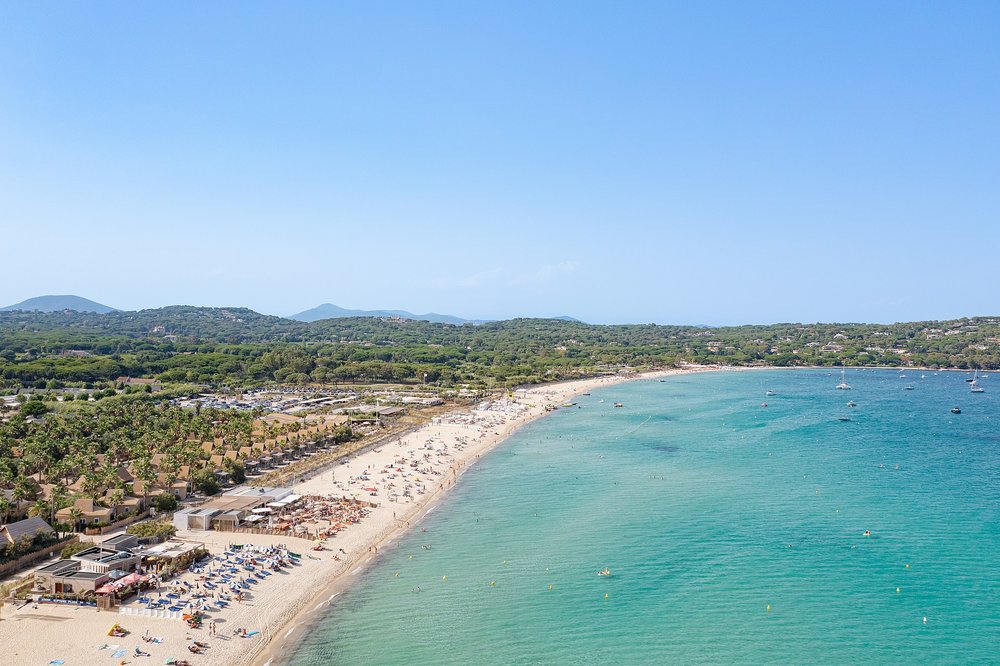 Plage de Pampelonne in the French Riviera | Photo Credits: dronepicr on Wikimedia
