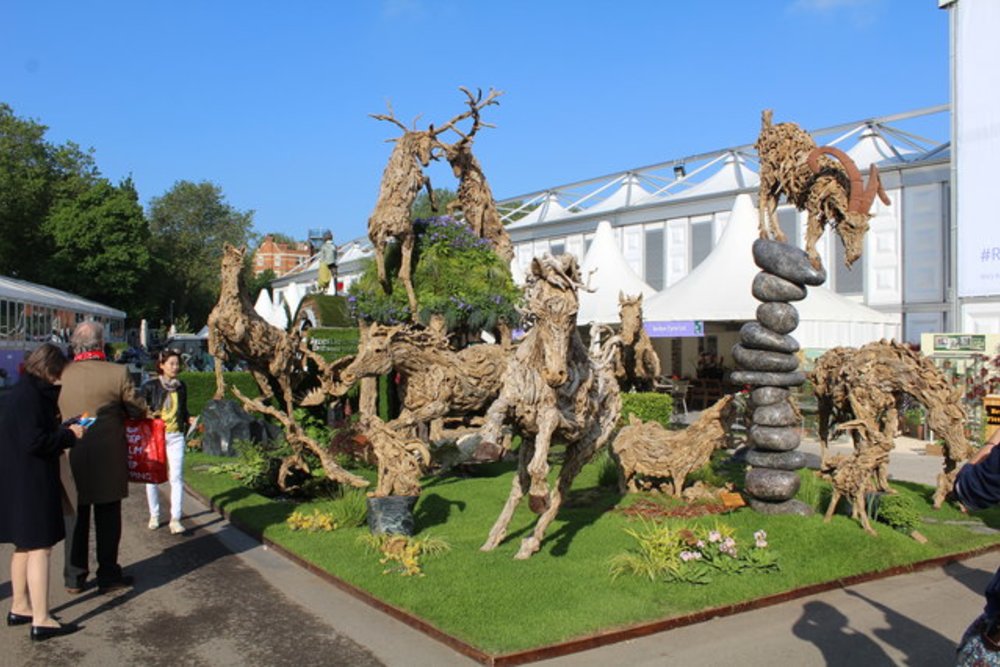  Intricate driftwood sculptures showcased at the Chelsea Flower Show | Photo Credit: Geograph
