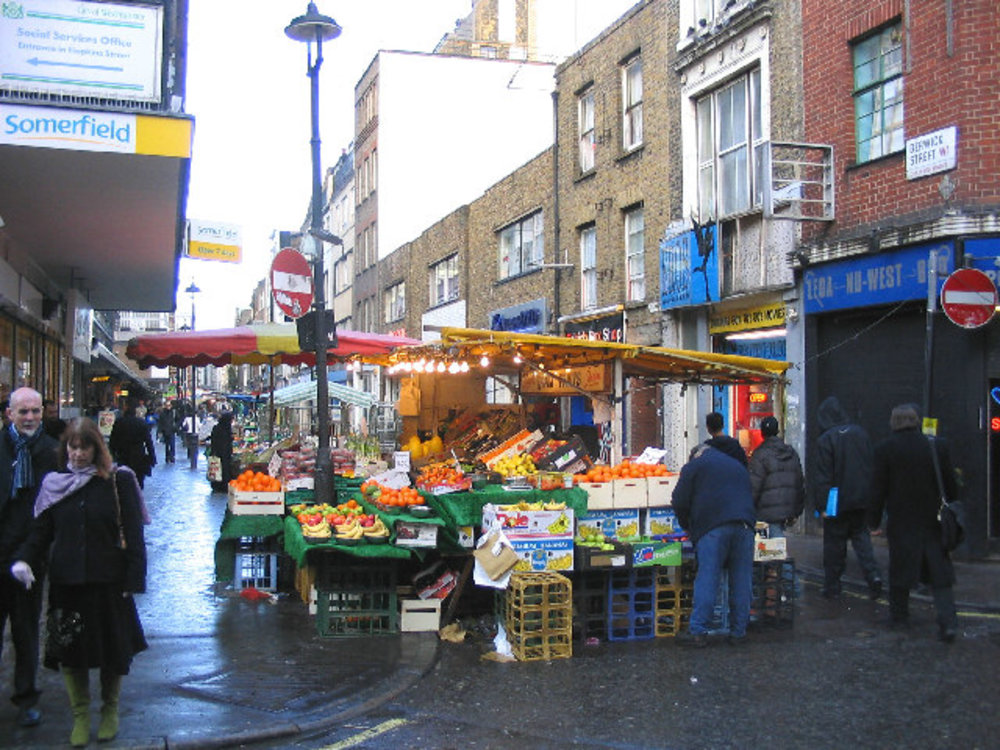 Berwick Street Market fruit and food stalls in Soho | Photo Credit: Wikimedia Commons