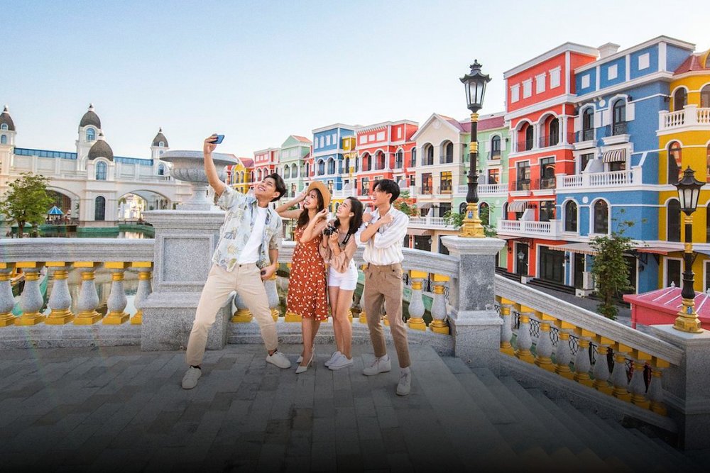 Lạc Vào “Thành Phố Không Ngủ” Grand World Phú Quốc