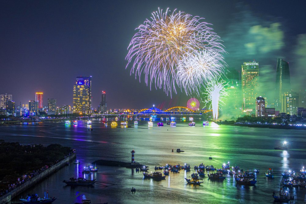 Hướng Dẫn Đi Lại Đến Điểm Xem Pháo Hoa DIFF 2026