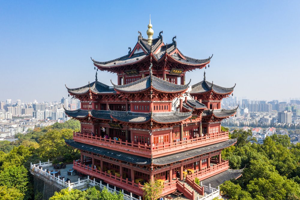 Tầng Cao Nhất - Điểm Ngắm Toàn Cảnh Trường Giang Tuyệt Đẹp