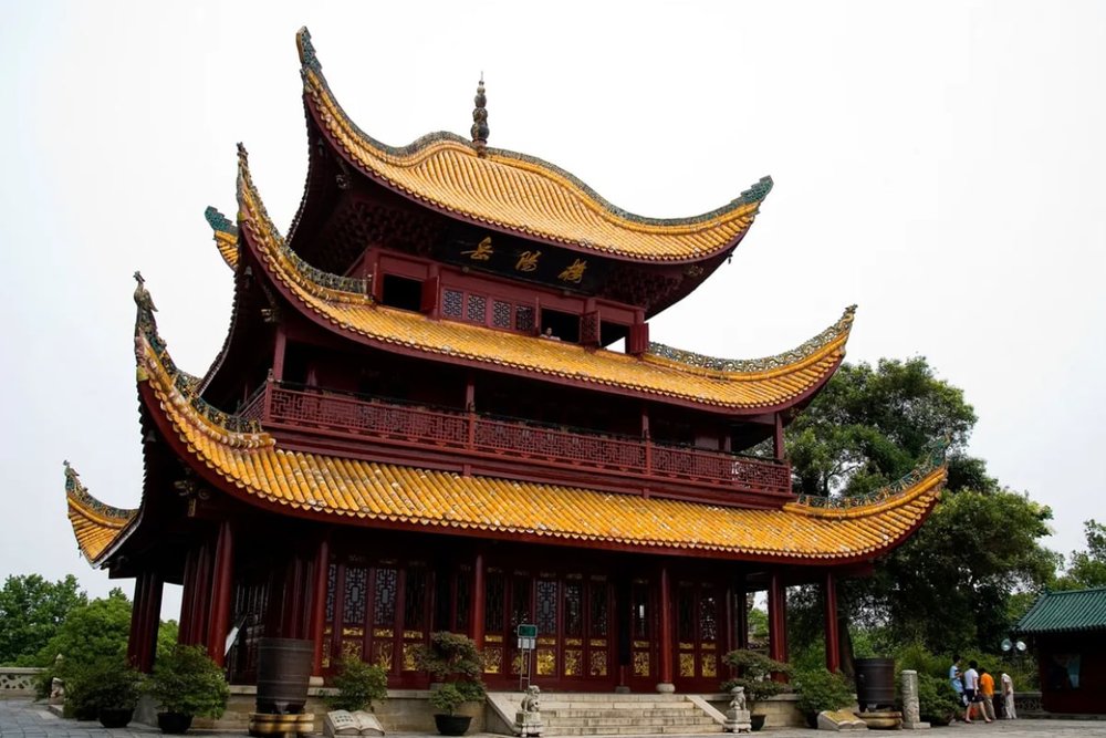 Nhạc Dương Lâu - Biểu Tượng Lịch Sử Bên Hồ Động Đình