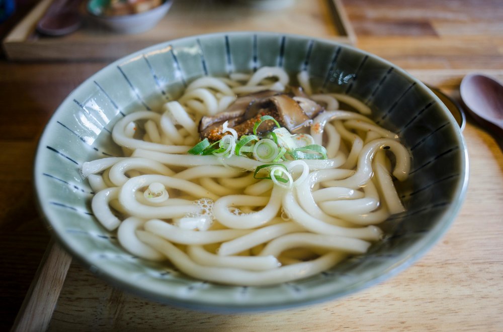 Kyoto udon noodle soup with thick noodles in light broth | Photo from Maka food on Pexels