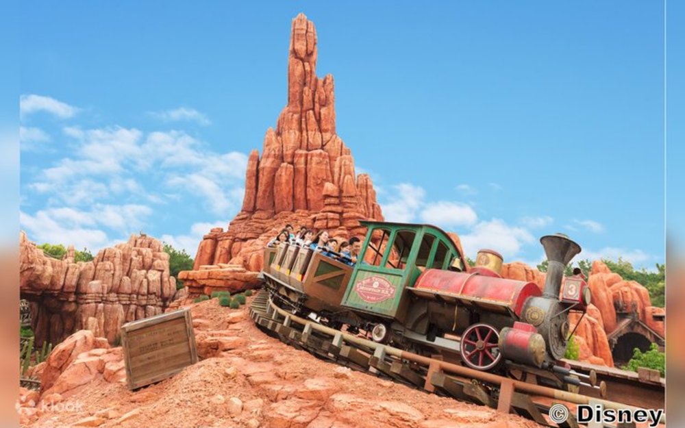 Nên Chọn Tokyo Disneyland Hay Tokyo DisneySea Khi Đi Lần Đầu?