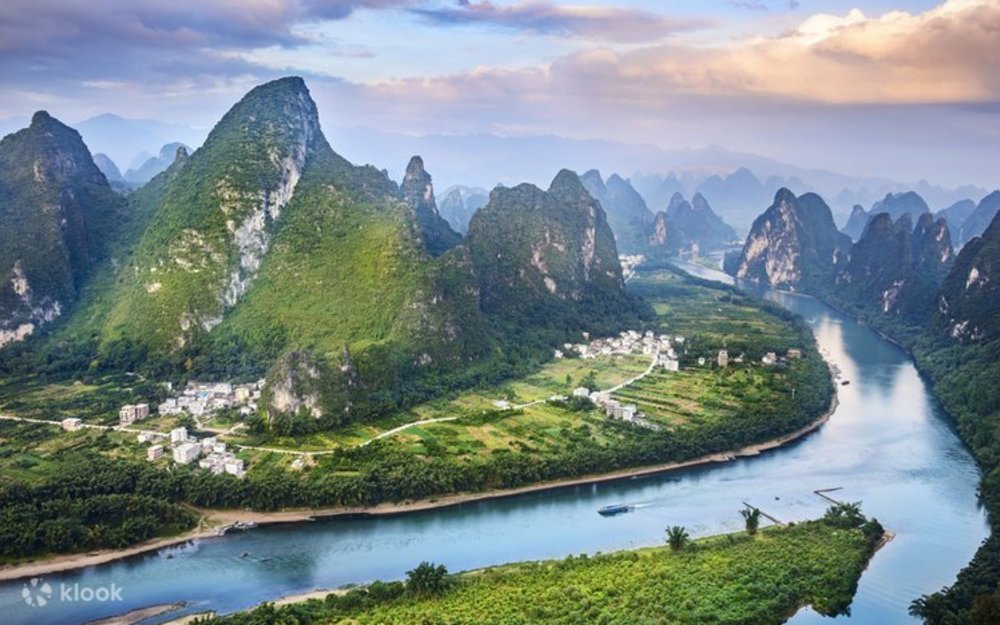 Ngắm Toàn Cảnh Ly Giang Từ Núi Tương Công