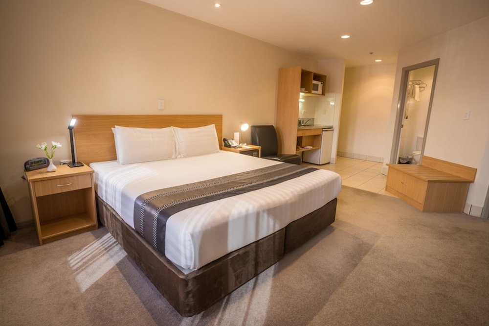 Spacious room with kitchenette at Edit Auckland Central in Auckland CBD