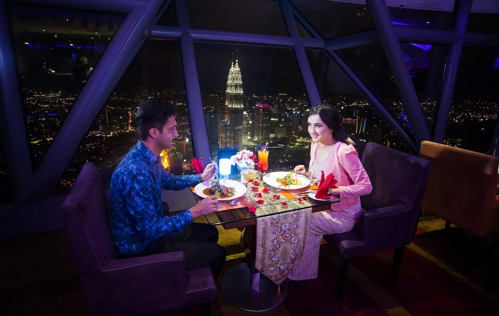 Kuala Lumpur Dinner with a view of Petronas twin tower