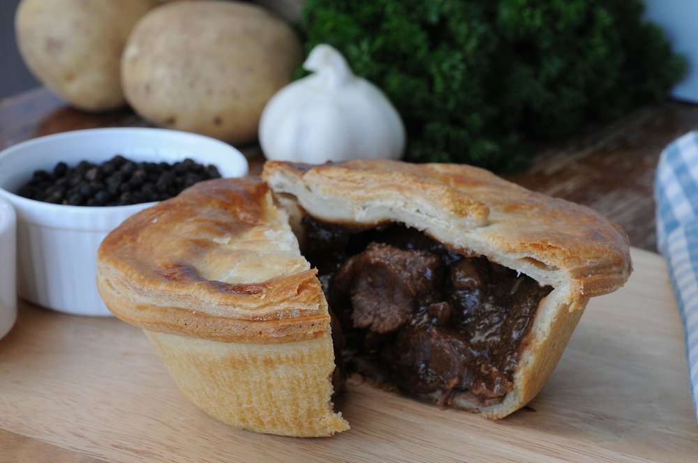 Classic New Zealand meat pie | Photo from Goddards Pies Limited on Wikimedia Commons