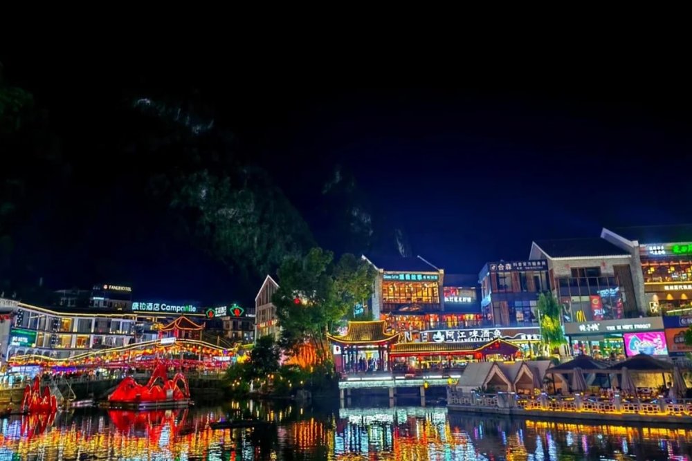 Tối: Thưởng Thức Show Thực Cảnh “Ấn Tượng Lưu Tam Tỷ” Bên Dòng Sông Li