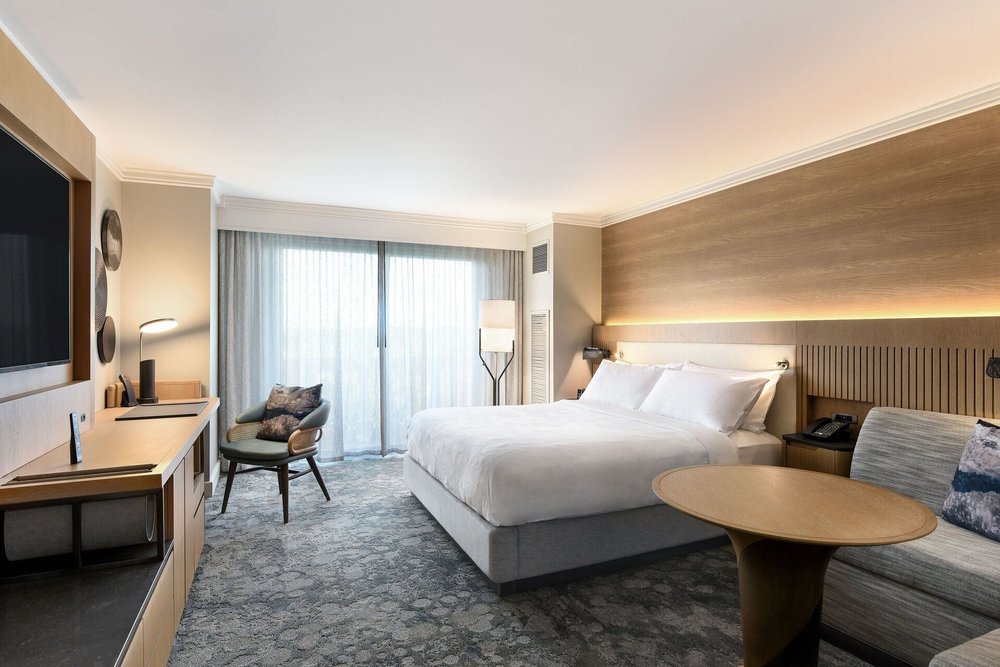 Bright and spacious room at JW Marriott Grande Lakes