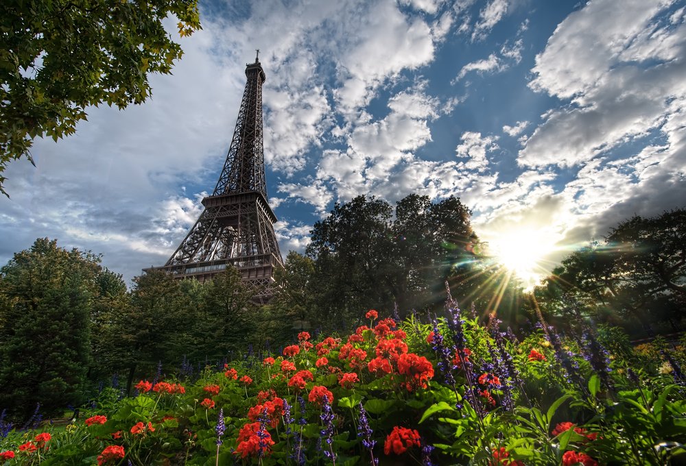 Sunny days in Paris | Photo Credits: Trey Ratcliff on Flickr