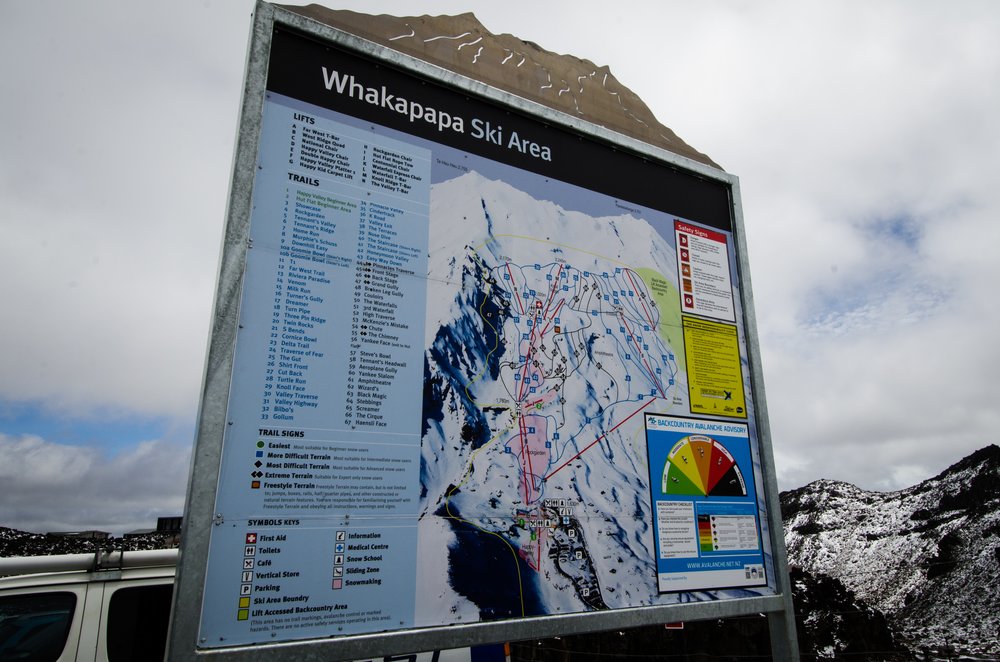  Whakapapa Ski Area trail map and volcano terrain