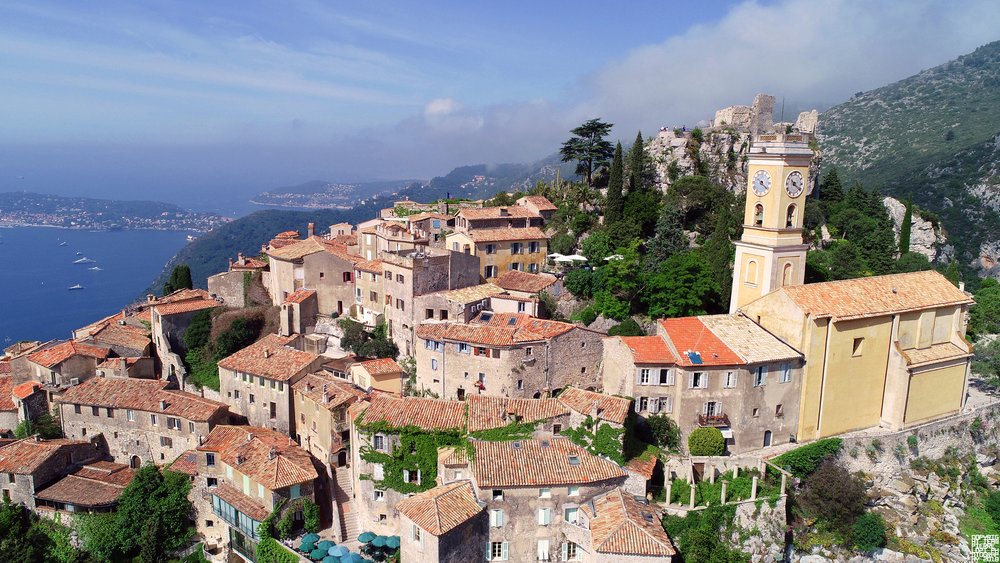 Hilltop views in Èze village | Photo Credit: Wikimedia Commons