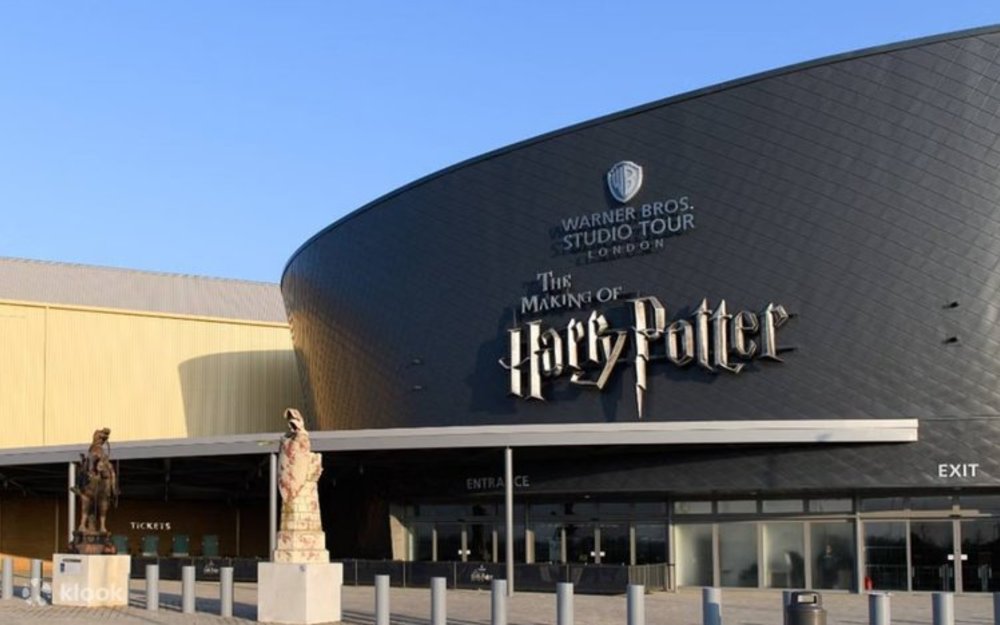Facade of the Warner Bros. Studio Tour London – The Making of Harry Potter