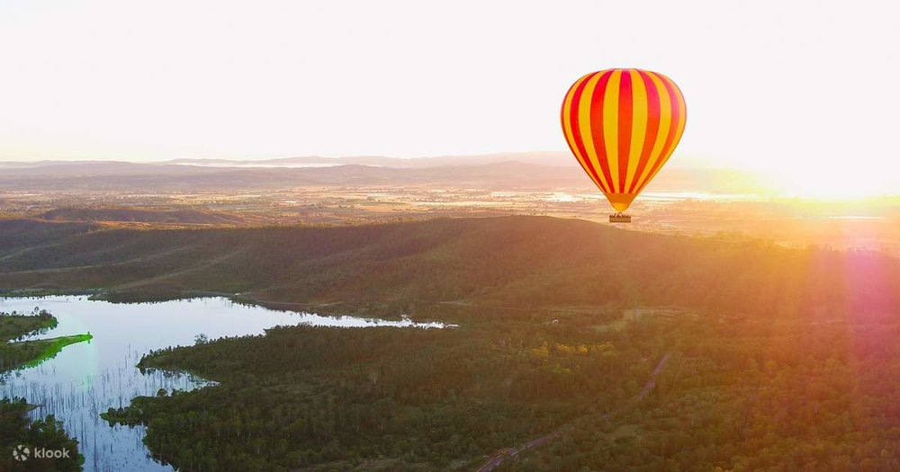 Hot air balloon over the Gold Coast Hinterland in Australia