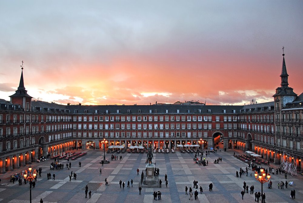 People in Plaza Mayor