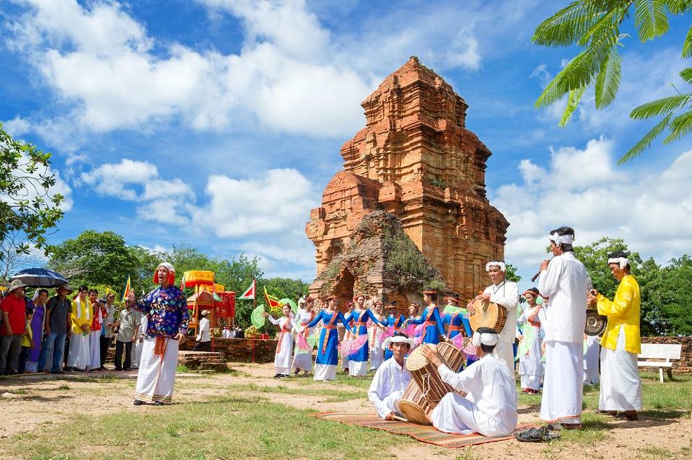 Tháp Pô Sah Inư: Dấu Ấn Văn Hóa Chăm Cổ