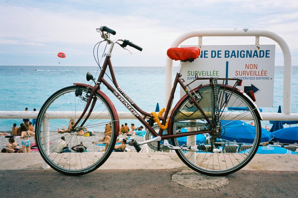 Bike parked at Promenade des Anglais