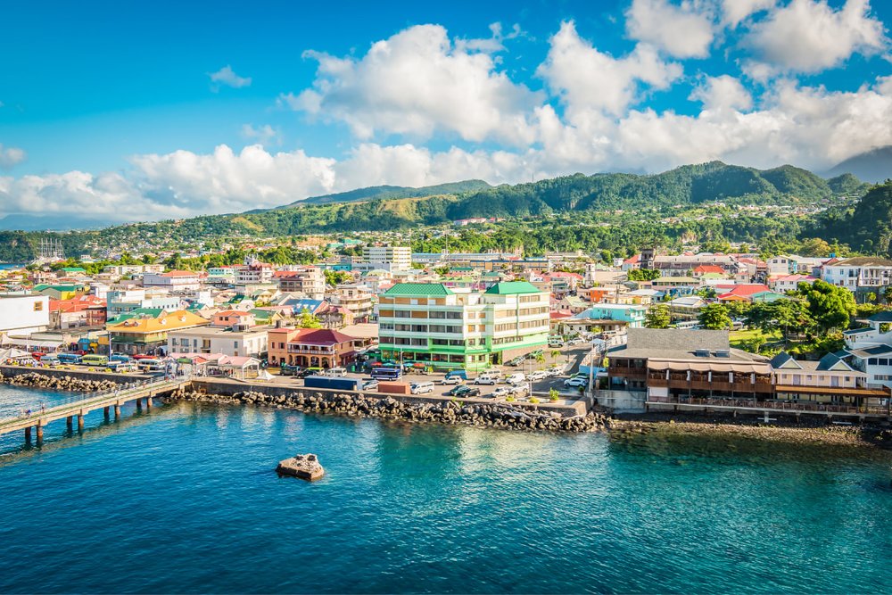  Dominica - Caribbean Cho Những Đôi Chân "Cuồng Đi"