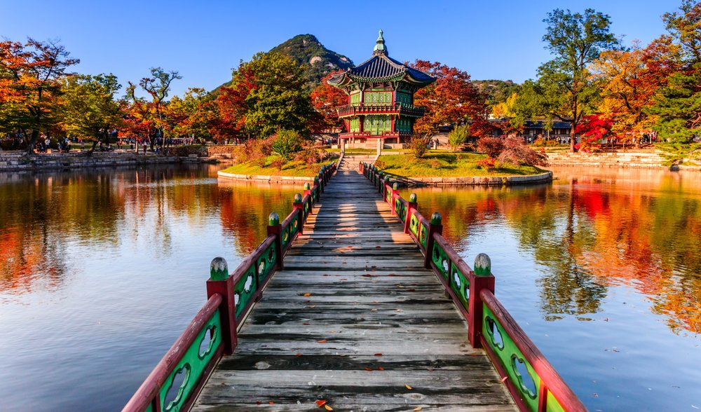 Gwanghwamun Gate at Gyeongbokgung Palace.