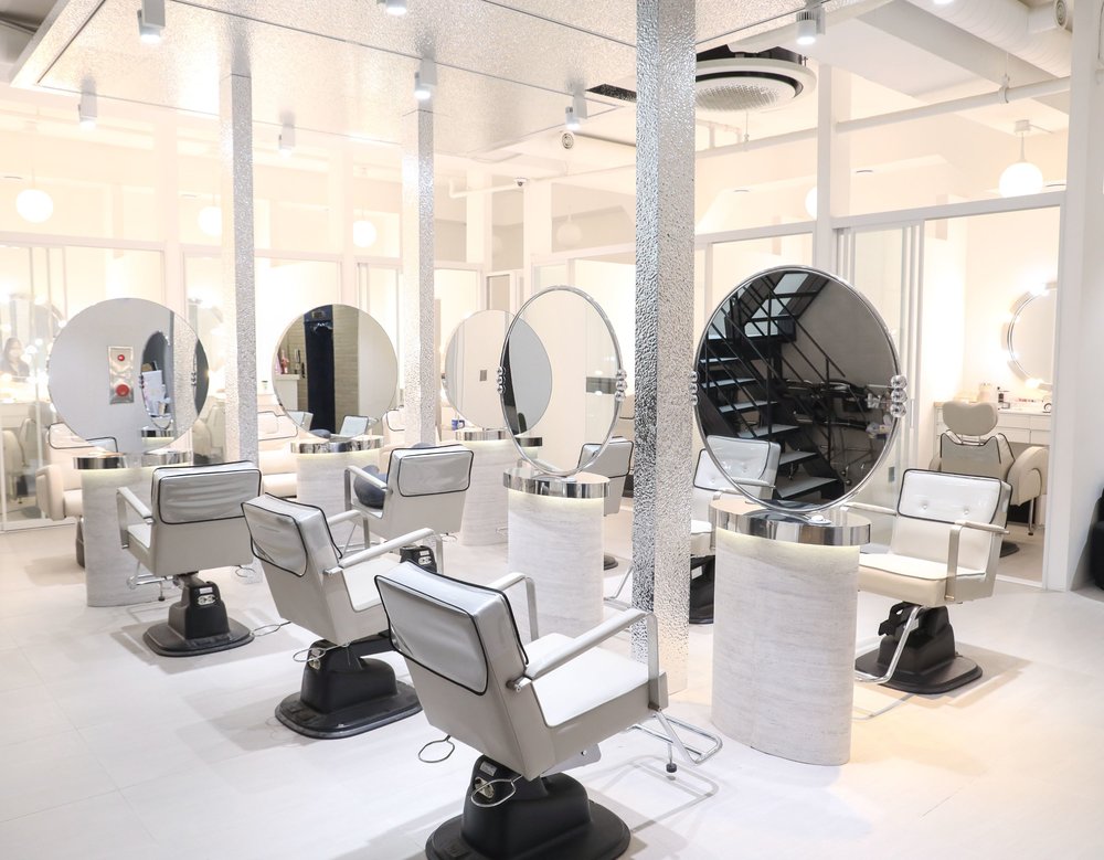 Goshan Beauty salon near Dosan Park