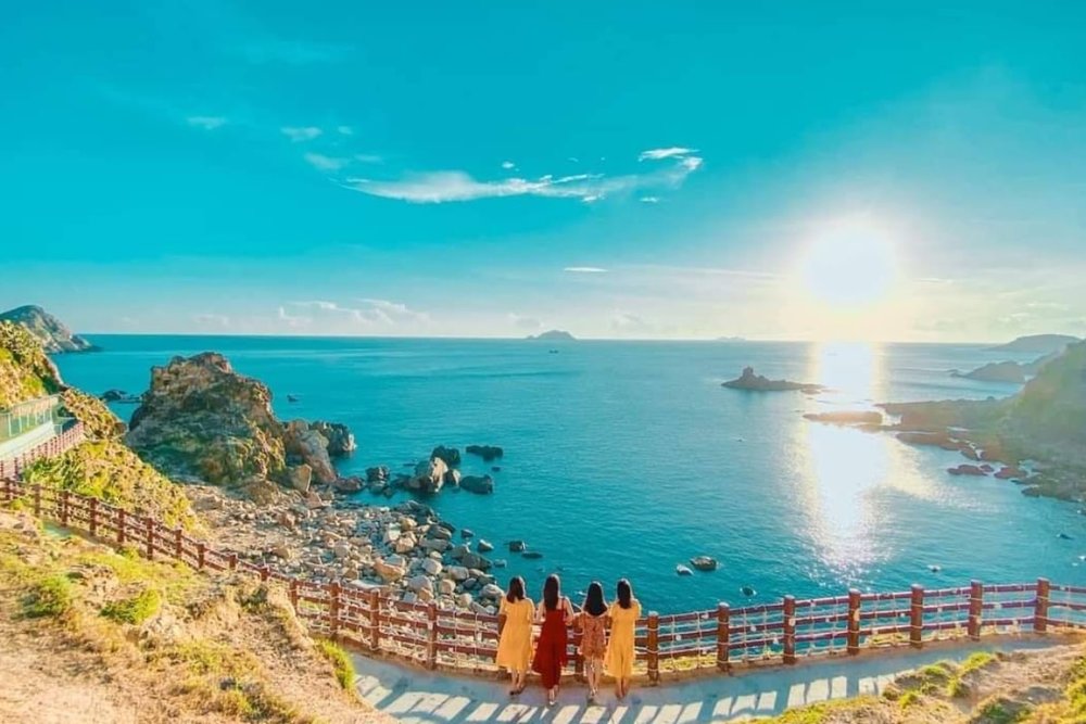 07:00 - Đón Bình Minh Tại Eo Gió Nhơn Lý