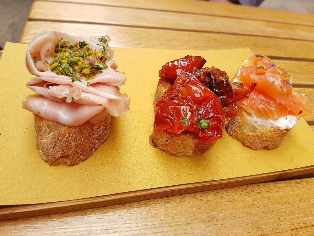 Different types of Cicchetti | Photo Credits: Benreis on Wikimedia