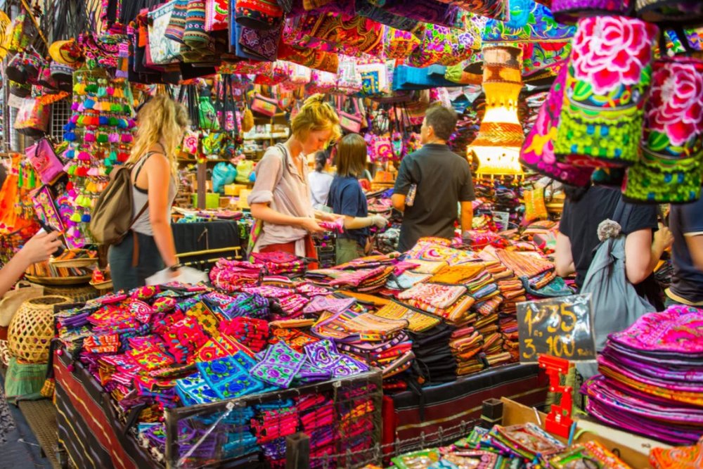 Chợ Chatuchak: "Oanh Tạc" Thiên Đường Mua Sắm Cuối Tuần Lớn Nhất Thế Giới