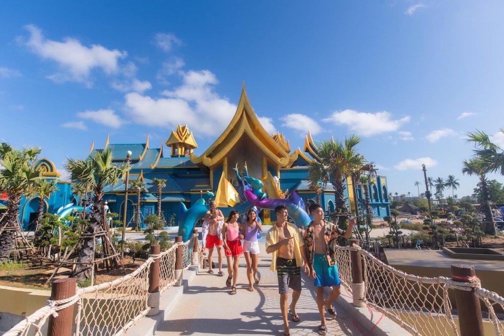 Oanh Tạc Công Viên Nước Andamanda Phuket - Đỉnh Cao Giải Trí Đậm Chất Thần Thoại