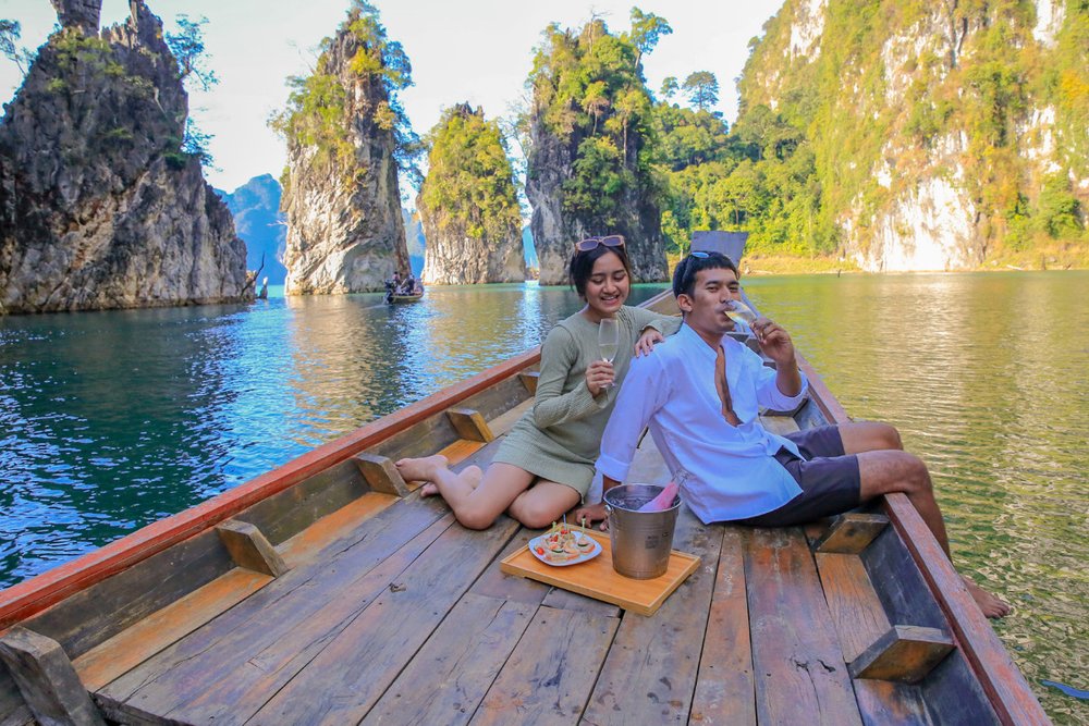 Hành Trình Tìm Về Chốn "Hạ Long Phương Nam" Tại Hồ Cheow Lan