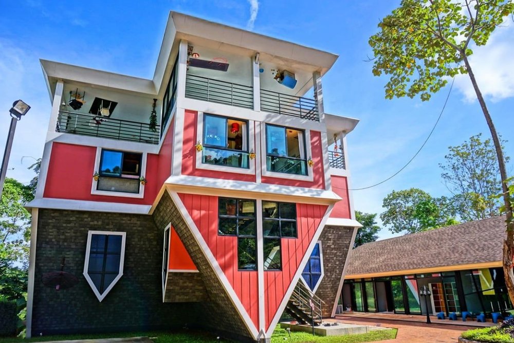 Baan Teelanka Phuket - Nơi Mọi Quy Luật Vật Lý Đều Trở Nên Vô Nghĩa