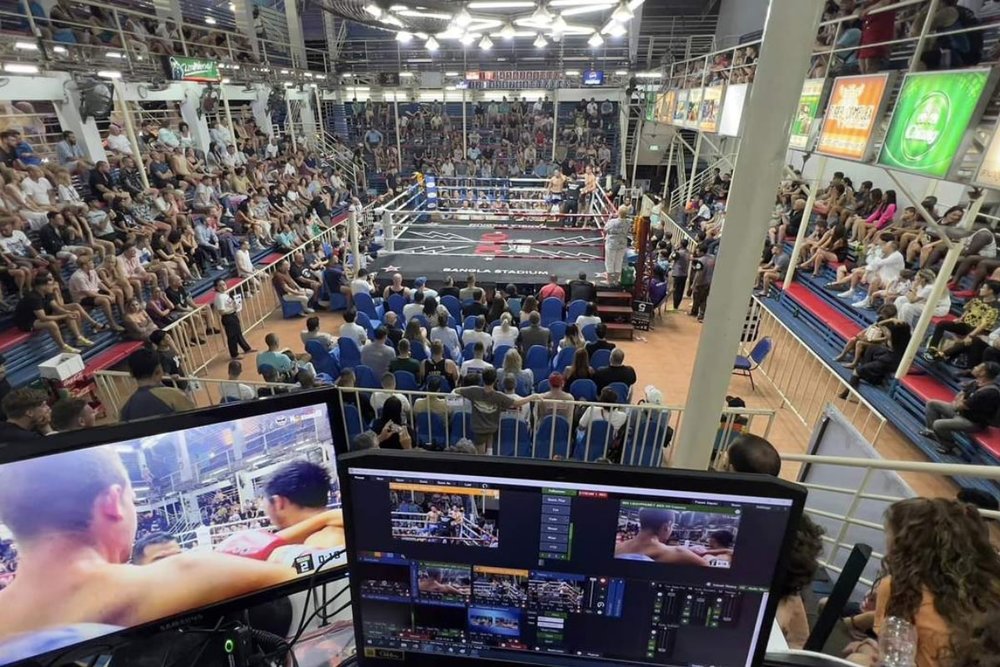  Bùng Nổ Cùng Những Trận Đấu Rực Lửa Tại Sân Vận Động Boxing Bangla