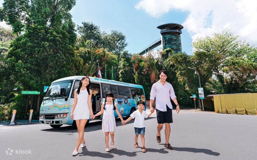 Sáng và Trưa: Vui Chơi Thỏa Thích Tại Đảo Sentosa