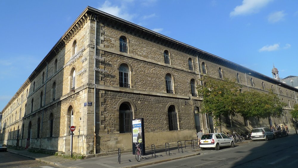 Exterior of the CAPC Musée d'Art Contemporain de Bordeaux | Photo by Captaintapas on Wikimedia