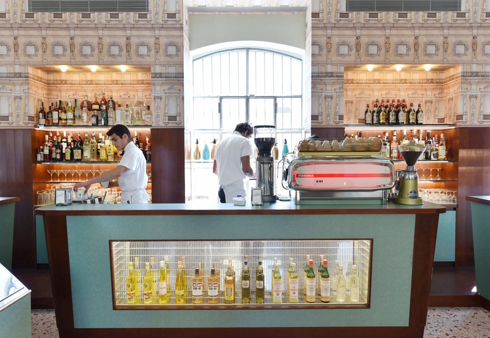 Fondazione Prada’s Wes Anderson-designed bar. | Photo by DesignerToparchitect on Wikimedia
