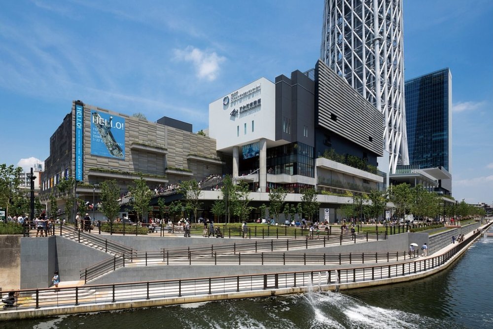 Mua Sắm Tại Tokyo Solamachi Mall