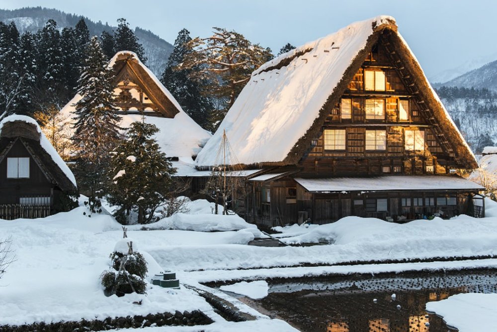 Shirakawa-go - Ngôi Làng Cổ Truyền Giữa Tuyết Trắng