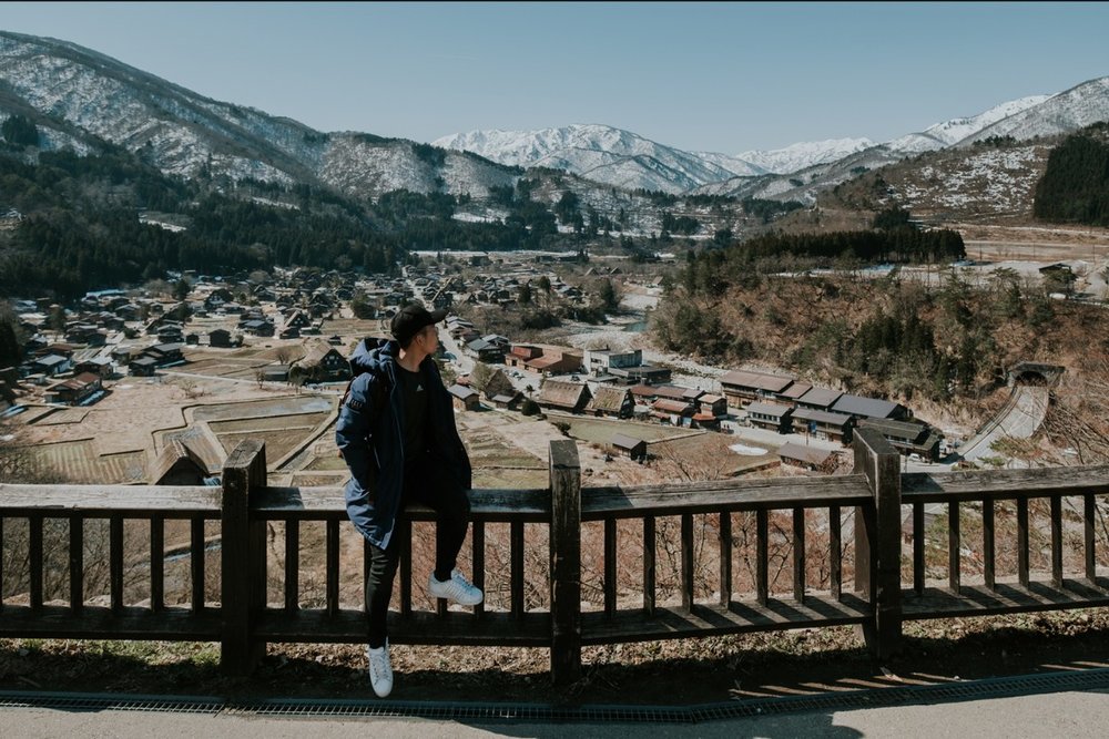 Từ Tokyo Đến Shirakawa-go Bằng Tàu và Xe Buýt