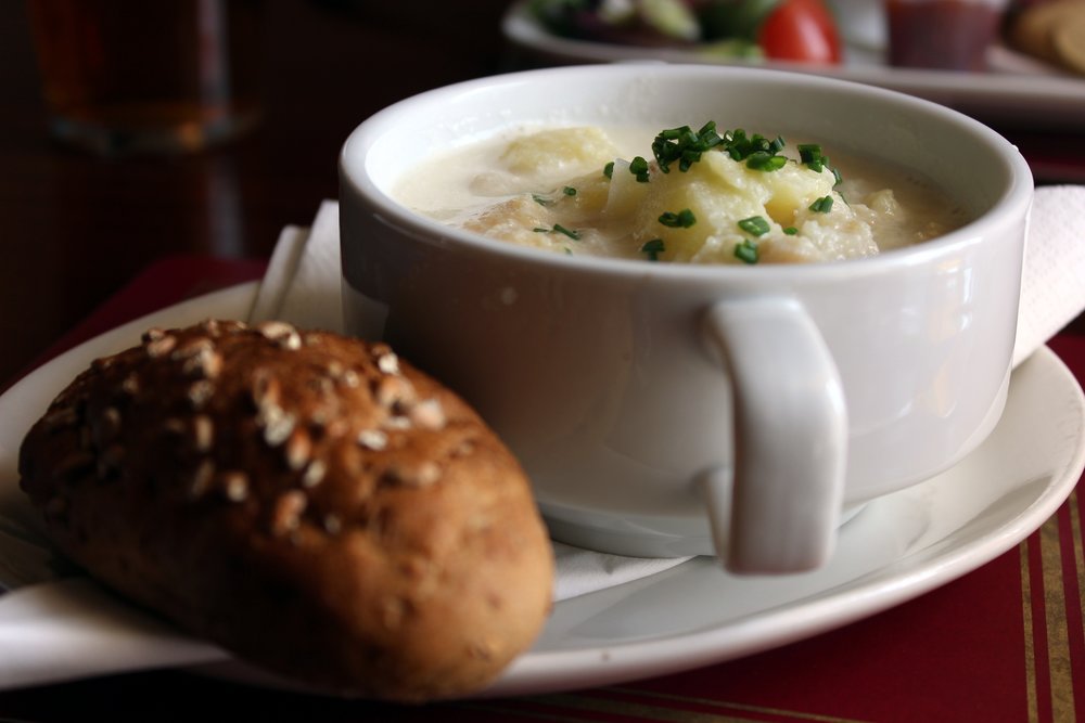Cullen Skink with toasted bread | Photo Credit: Wikimedia Commons