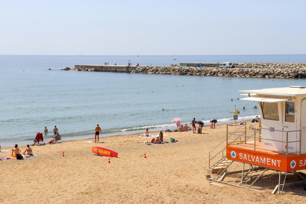 Relaxing by Barceloneta Beach | Photo Credit: Erbuğ Ersoy on Pexels