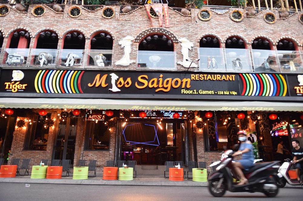 Những Quán Bar Và Pub Không Thể Bỏ Qua Tại Bùi Viện