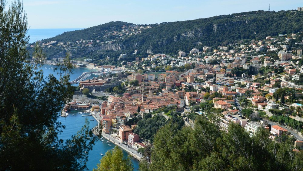 The charming town of Villefranche-sur-Mer along the French Riviera | Photo by SlimMars 13 on Pexels