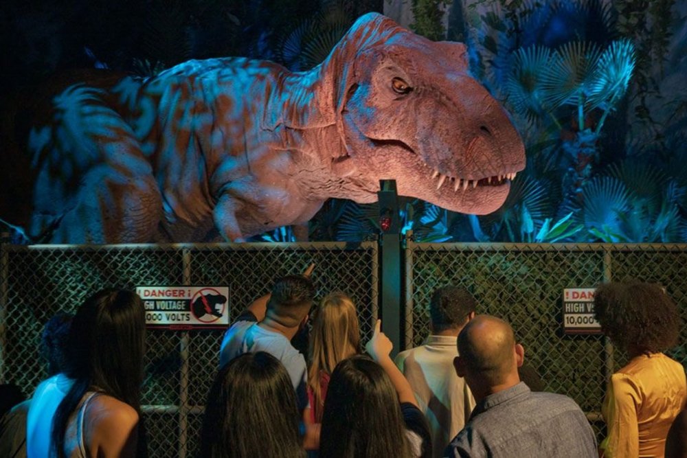 Ngược Dòng Kỷ Phấn Trắng Tại Jurassic World: The Experience Bangkok