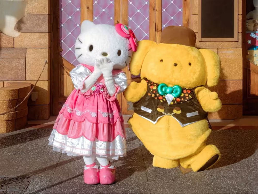 SG - USS sanrio boutique