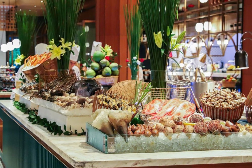 Buffet Hải Sản The Canvas: Đại Tiệc Năm Sao Bên Bờ Sông Sài Gòn Thơ Mộng