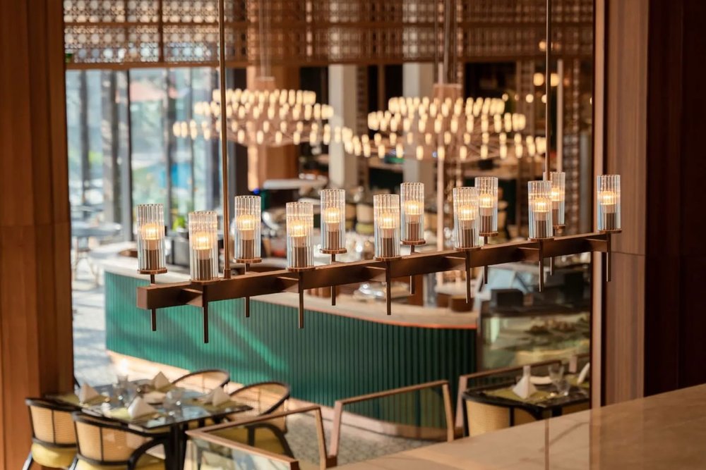 Buffet Hải Sản The Canvas: Đại Tiệc Năm Sao Bên Bờ Sông Sài Gòn Thơ Mộng