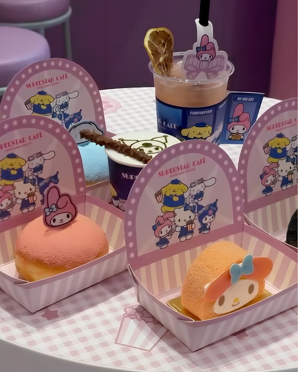 SG - USS sanrio boutique