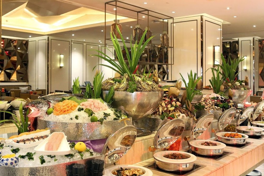 Buffet Hải Sản Nineteen - Khách Sạn Caravelle Saigon: Đẳng Cấp 5 Sao Lâu Đời